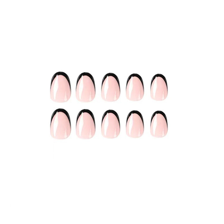 Kunstnagelset mit eleganten French-Spitzen und aufregenden Ombre-Design Karnz