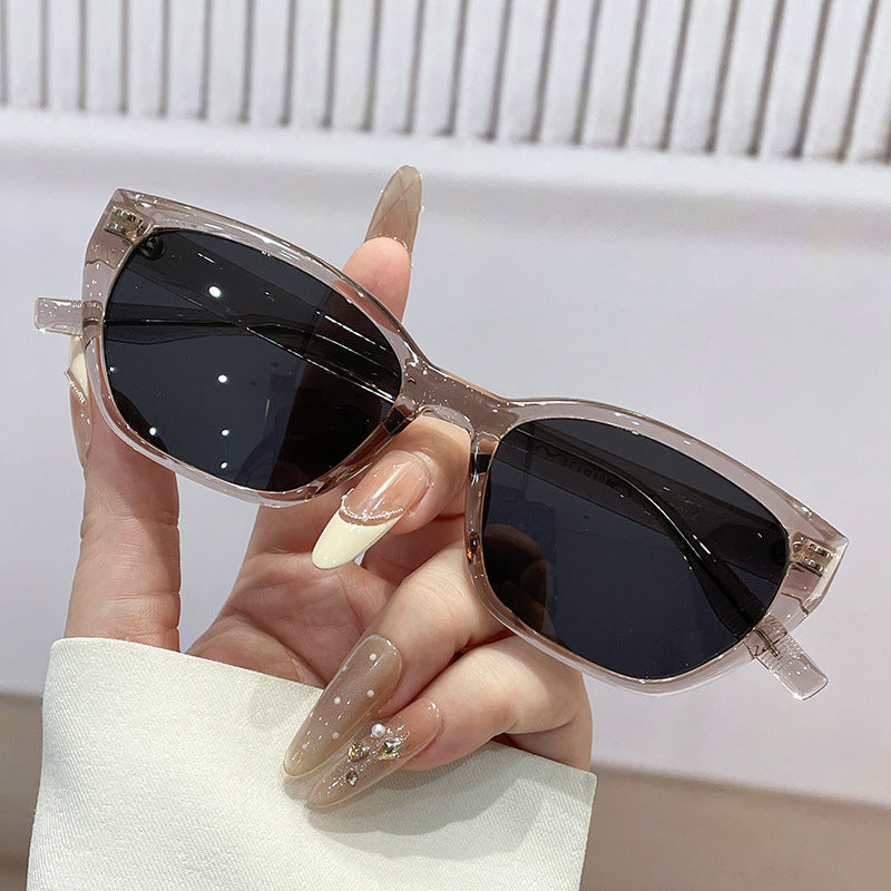 Damen modische Sonnenbrille im eleganten Design mit robustem Rahmen Karnz