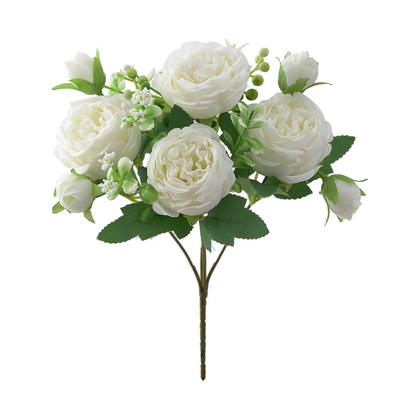 Elegante Kunstrosenstrauß