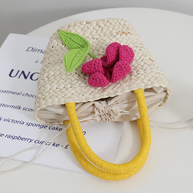 Damen Verspielte Korbtasche mit Blumenapplikation Karnz