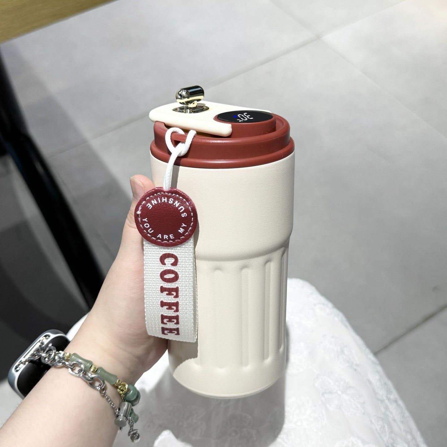 Damen stilvolle und innovative Kaffeetasse Karnz