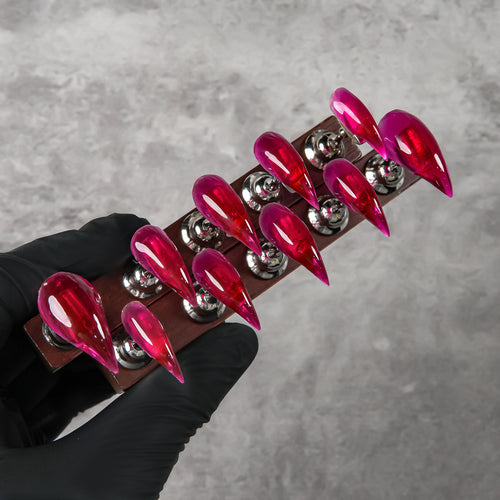 Scharfe Stiletto Press-On Nägel