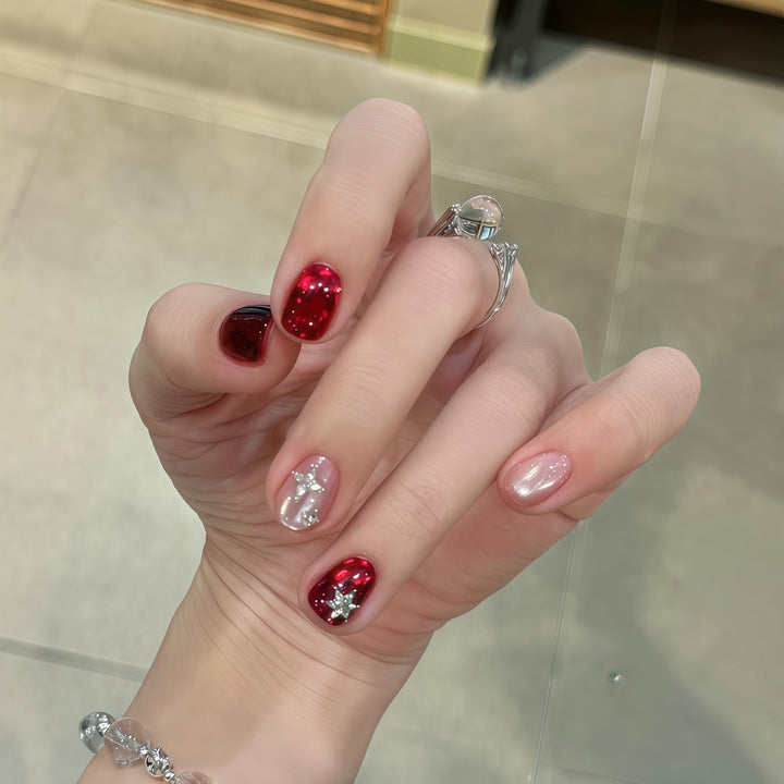 Glamouröses Nageldesign Karnz