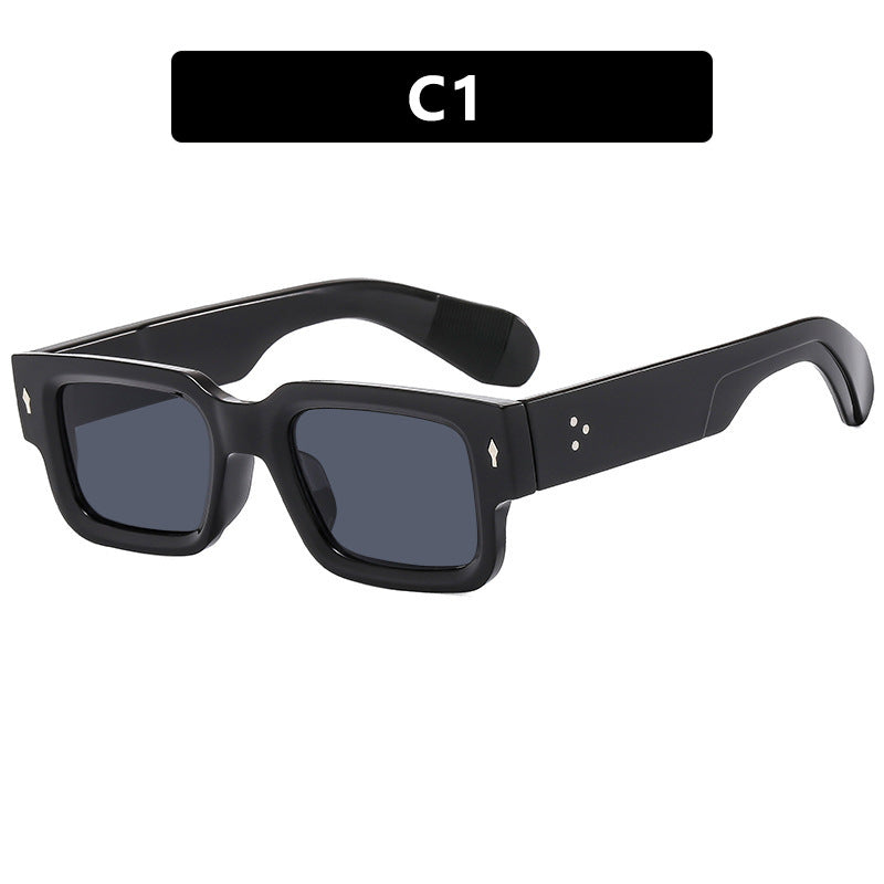 Damen modische quadratische Sonnenbrille mit robustem Rahmen und komfortablem Sitz Karnz