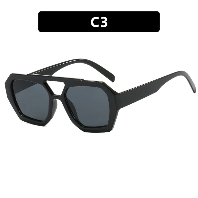 Damen stilvolle Sonnenbrille im markanten Achtkant-Design Karnz