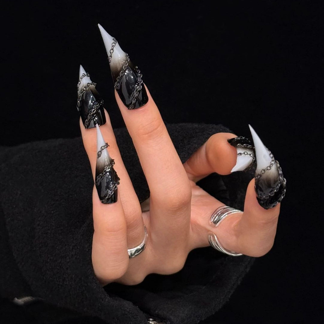 Stiletto Press-On Nagelverstärkungen mit Edelsteinakzenten