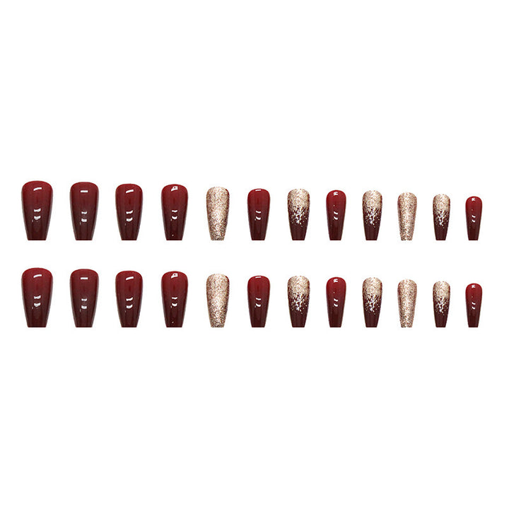 Elegantes Glitzerndes Nagelkunstdesign Karnz
