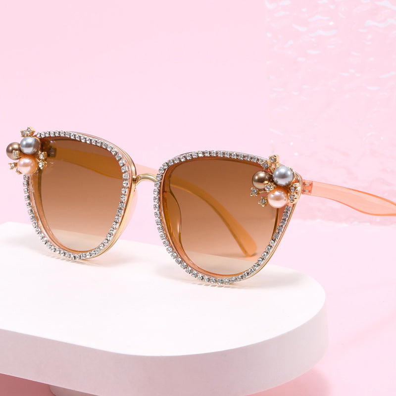 Damen glamouröse Sonnenbrille mit Perlen- und Kristalldekoration Karnz