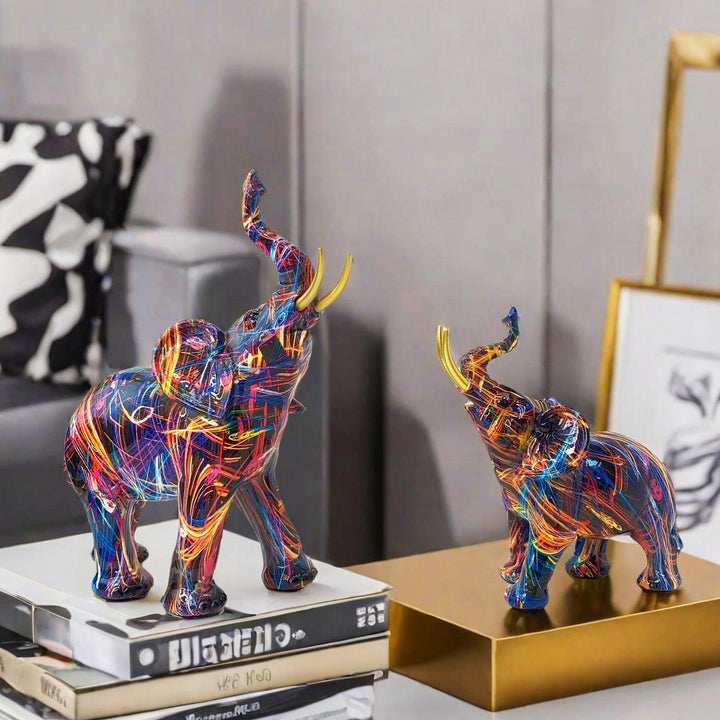 Künstlerisch gestaltete Elefantenfigur Karnz