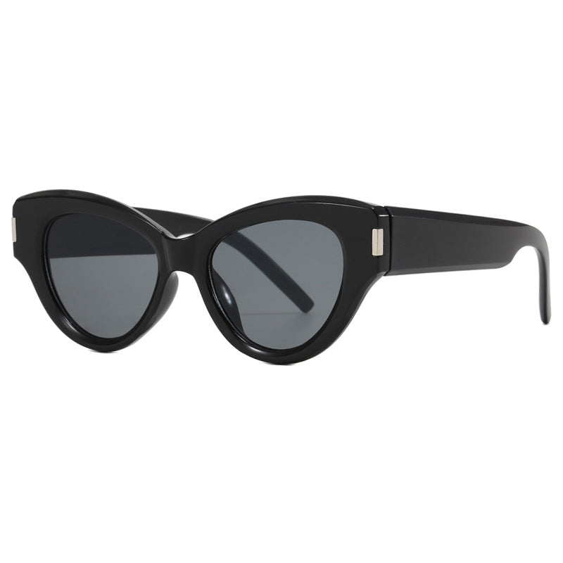 Damen stilvolle Cat-Eye Sonnenbrille mit transparentem Rahmen Karnz