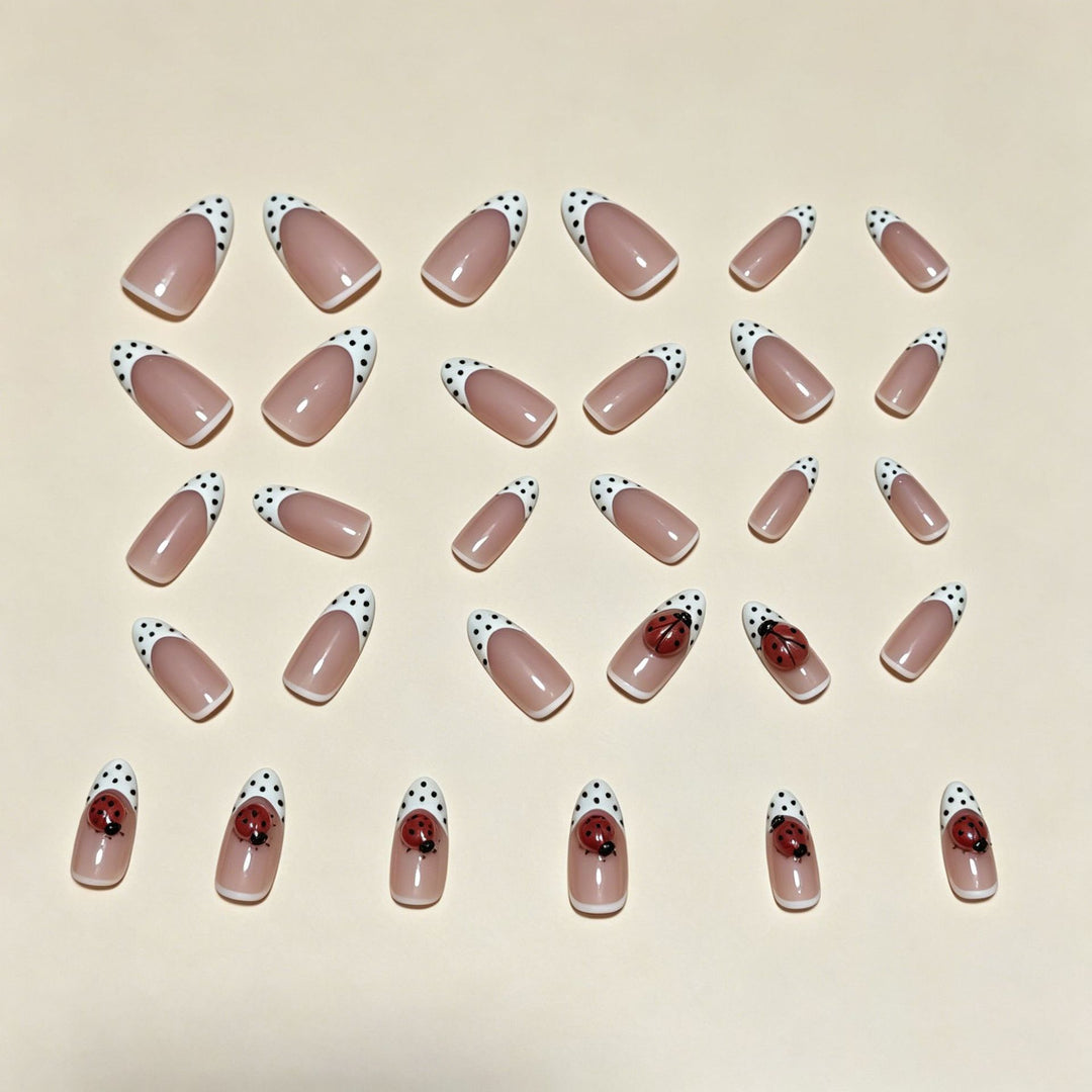 Chic Spitzige Press-On Nail Set Karnz