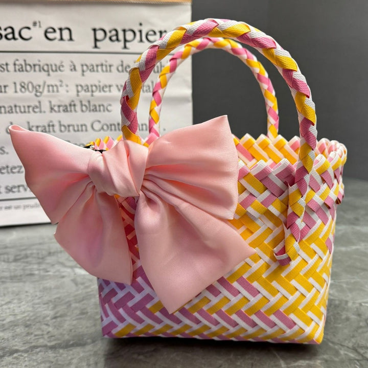 Verspielte und Handgefertigte Mini-Tasche Karnz