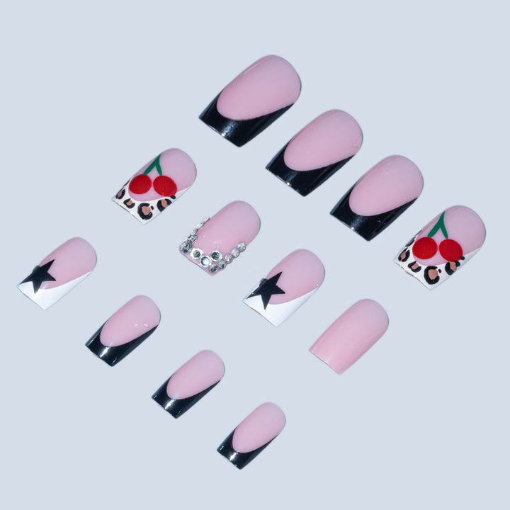 Künstlerisches Nail Art Design Set mit Kirsch- und Sternelementen