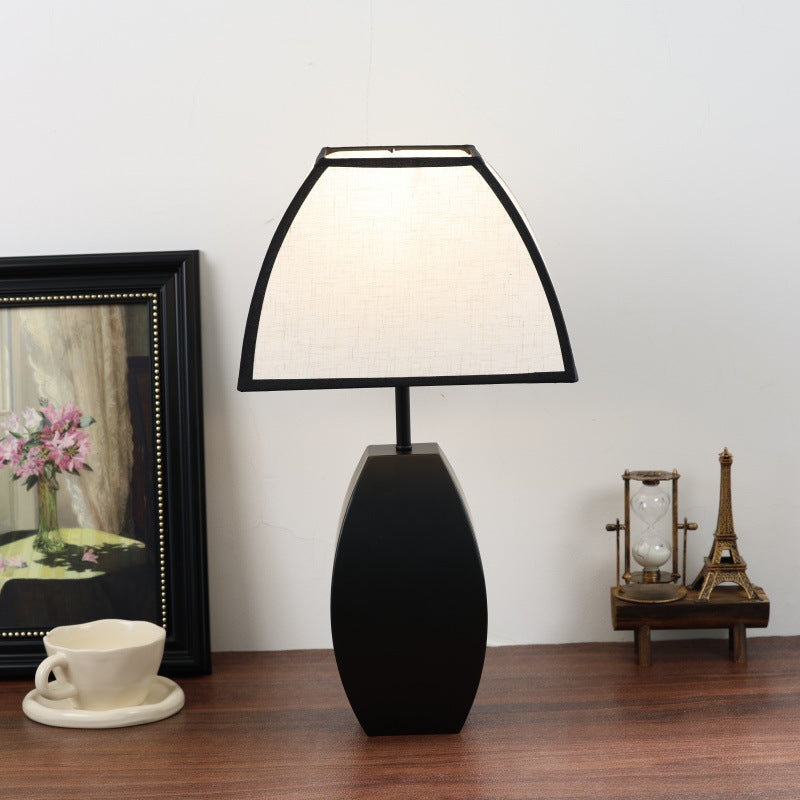 Moderne Schreibtischlampe