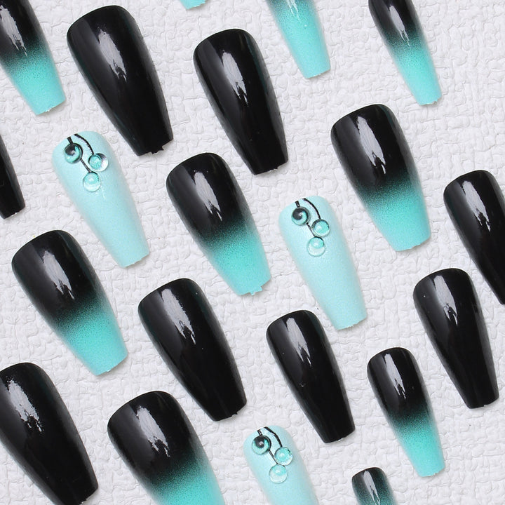Elegante Gradient Press-On Nägel Karnz