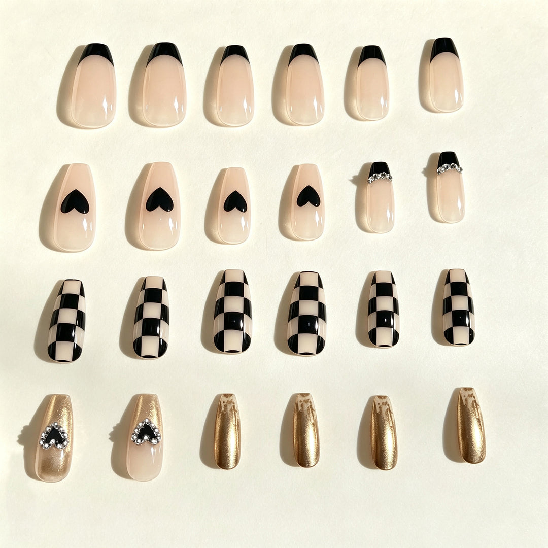 Künstlerische Künstliche Nageldesigns Karnz