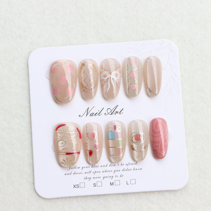 Dekoratives Press-On Nagelkunstset mit künstlerischen Designs Karnz