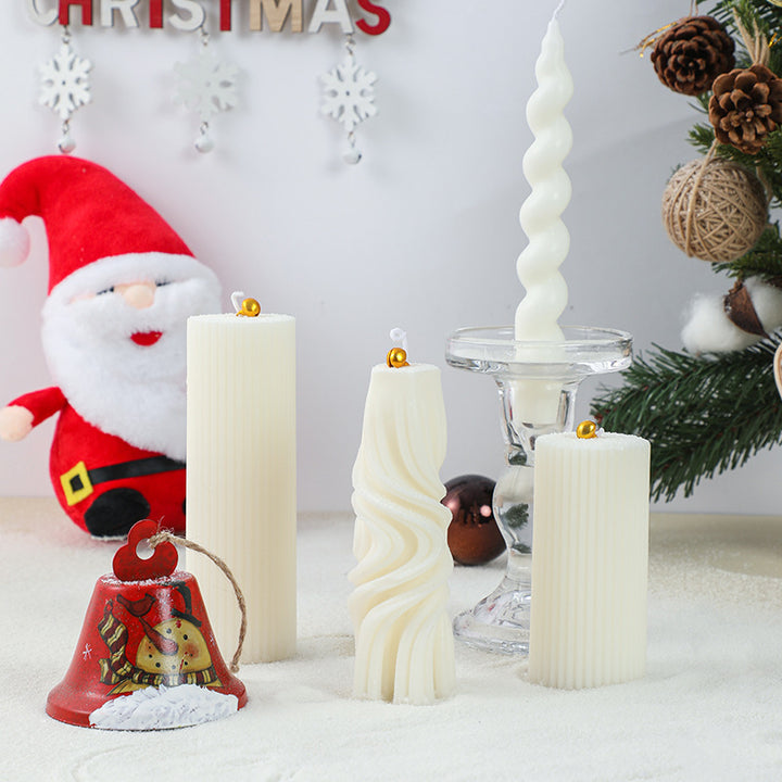 Weihnachtsbaumförmige hängende dekorative Sojawachskerze mit Sternenaufsatz