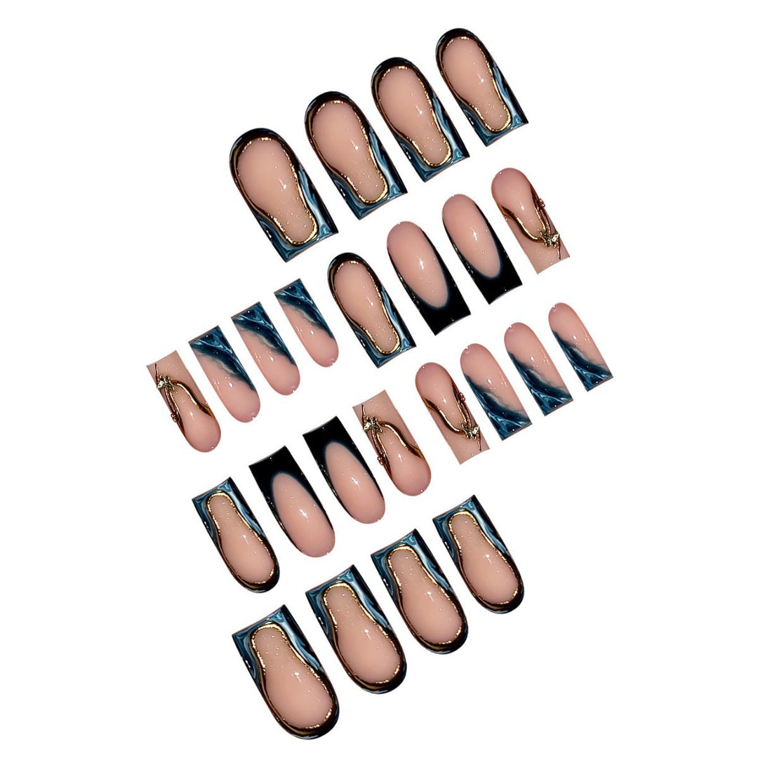 Künstlerisches Stiletto Press-On Nagelset Karnz