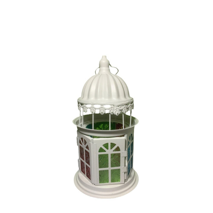 Ornamentale gotische Kuppellaterne mit bunten Glasfenstern und Teelichthalter Karnz