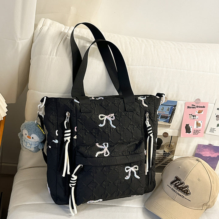 Bestickter Stepp-Rucksack Karnz