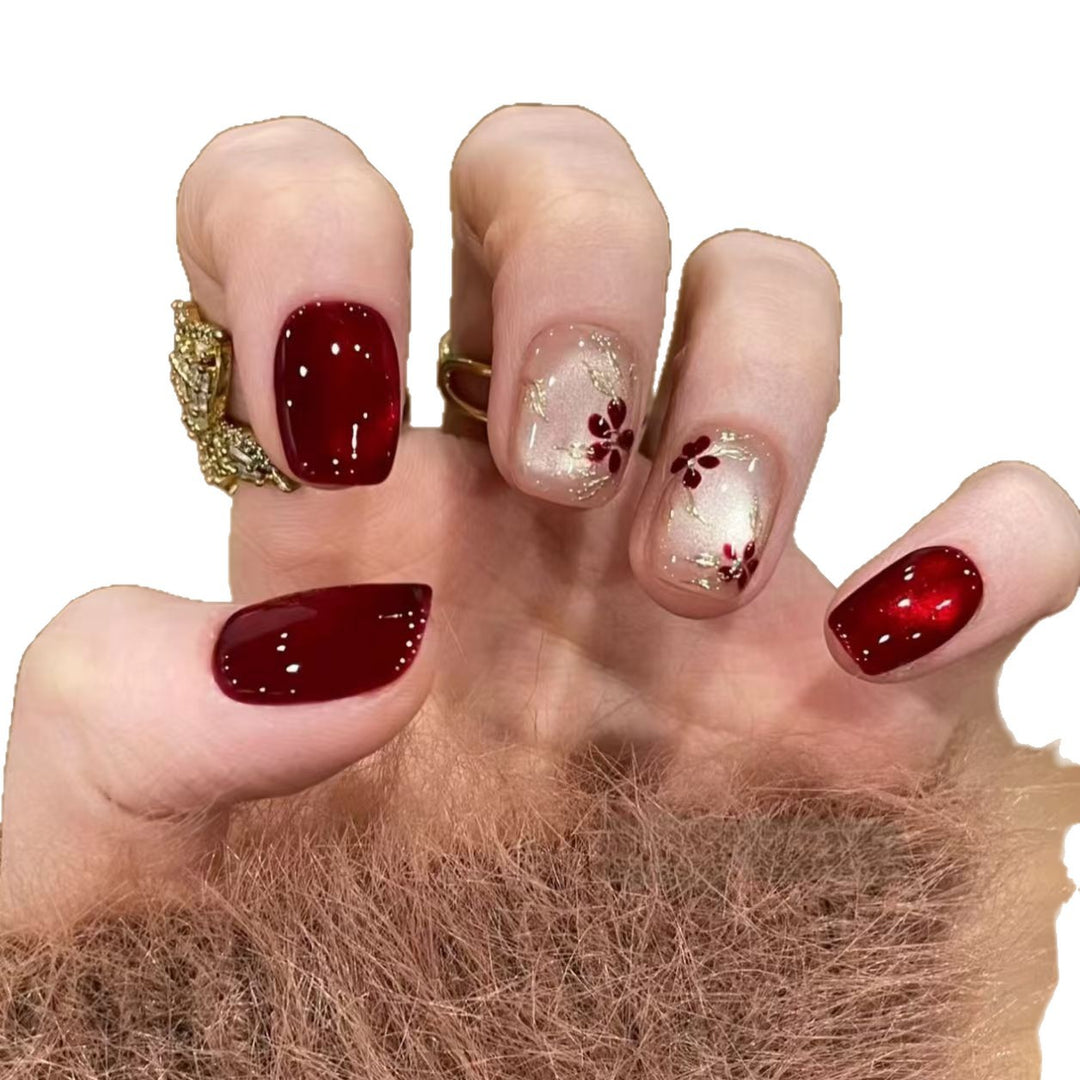 Elegantes Florales Nagelkunstset Karnz