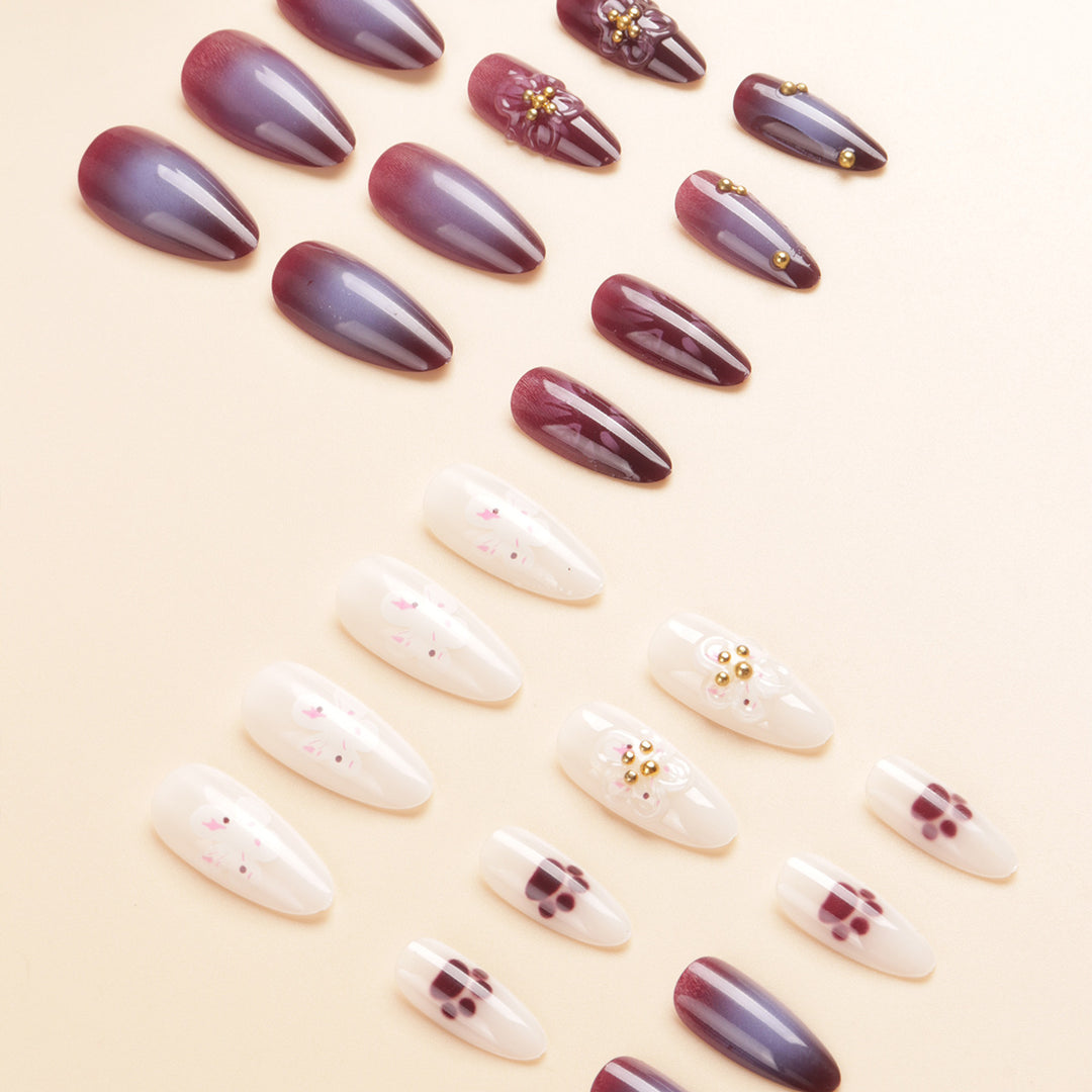 Blumenverzierte Stiletto-Nagelkunst Karnz