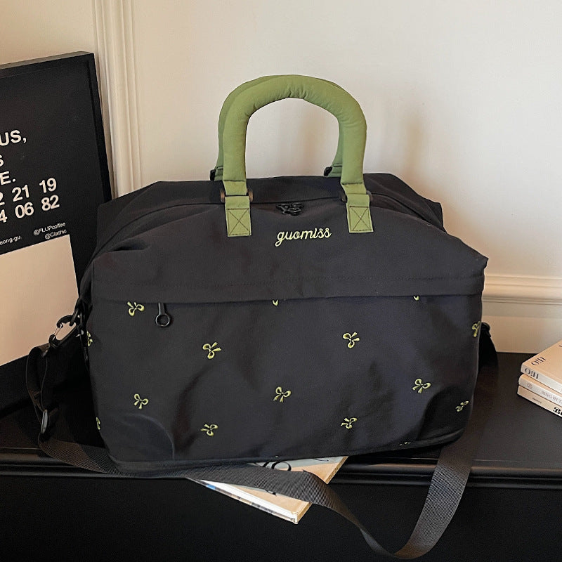 Bestickte Utility-Reisetasche