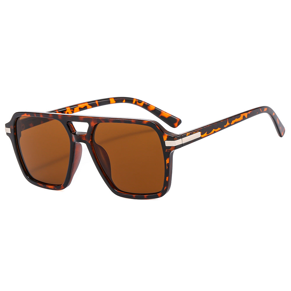 Damen modische quadratische Sonnenbrille mit elegantem Metallabschluss Karnz