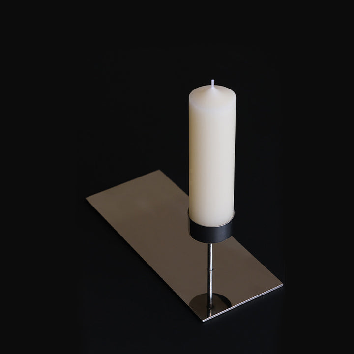Moderner Minimalistischer Kerzenhalter