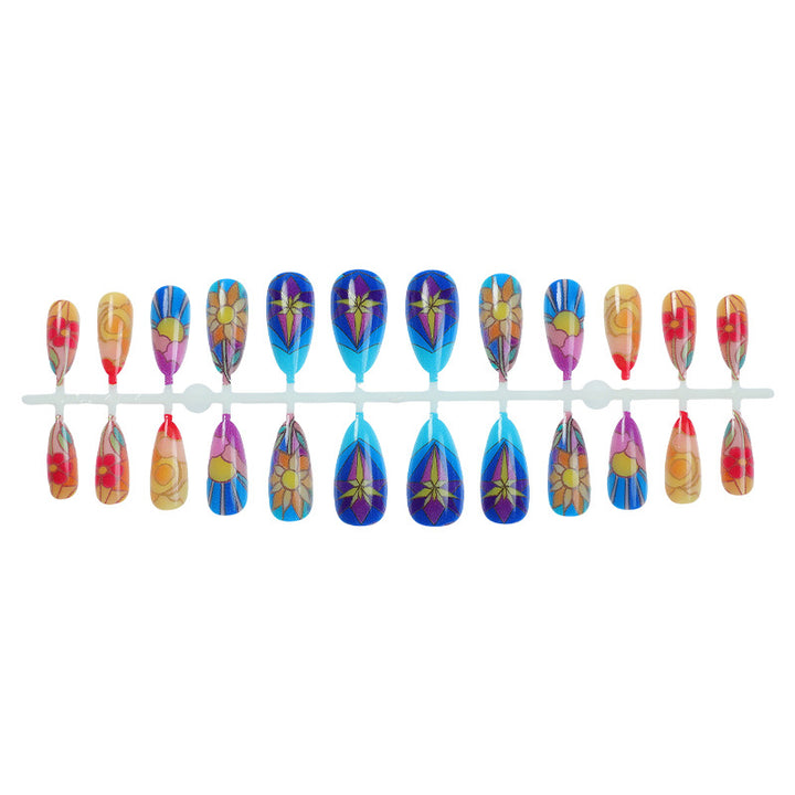 Künstlerisches Press-On-Nagelset mit floralen und geometrischen Mustern Karnz