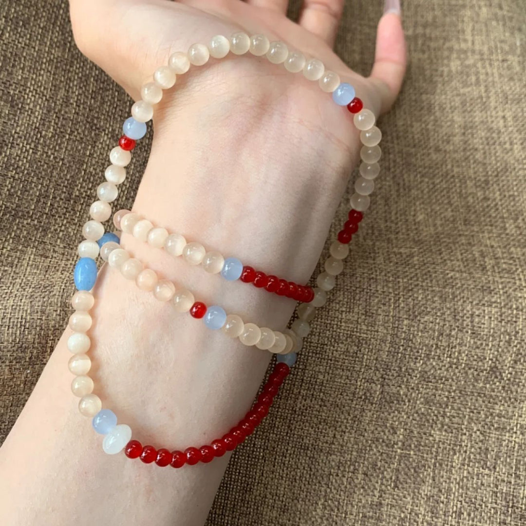Handgefertigtes Edelstein-Stretch-Armband Karnz