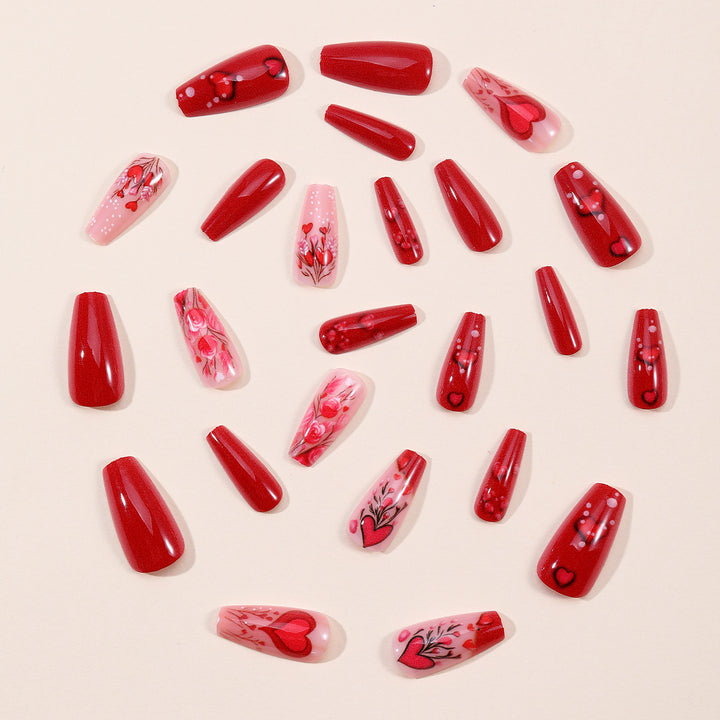 Romantische Blumenherz-Nagelkunstverlängerungen Karnz