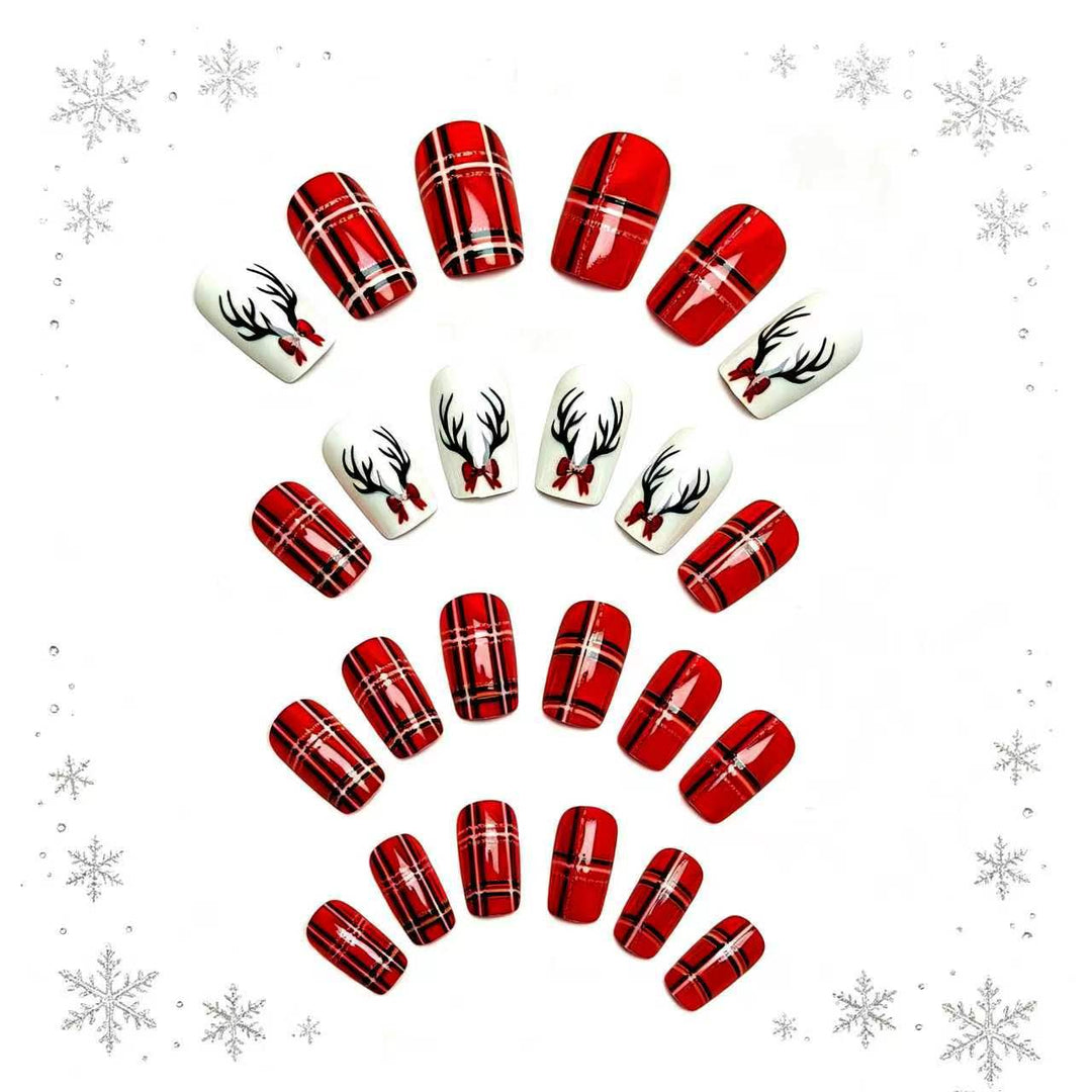 Festliche Nagelkunst Karnz