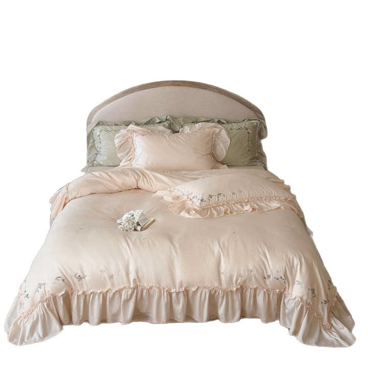 Elegantes Bettwäscheset aus Baumwollsatin mit Rüschen, zarter Blumenstickerei und Volant