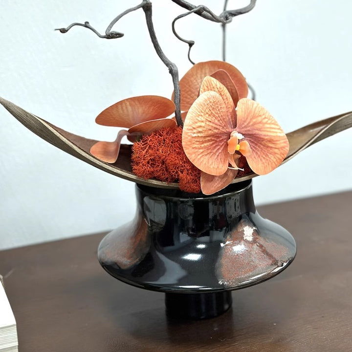 Künstlerische handgefertigte Terrakotta-Vase