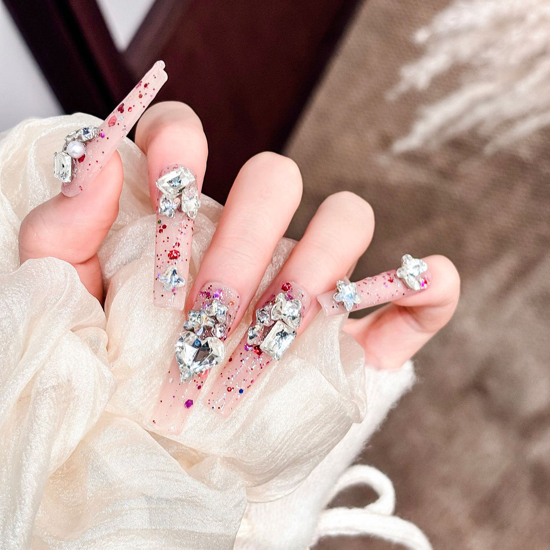 Glamouröse Glitzer Press-On Nagelspitzen