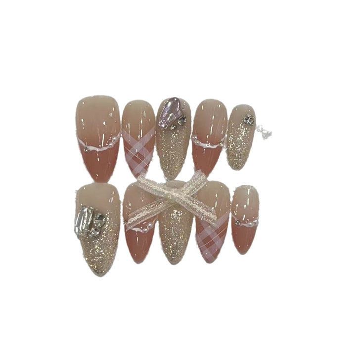 Dekoratives Stiletto Press-On Nail Art Set mit Strass- und Glitzerakzenten Karnz