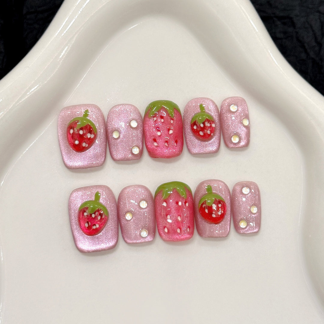 Erdbeer-Themen-Nagelkunst-Set