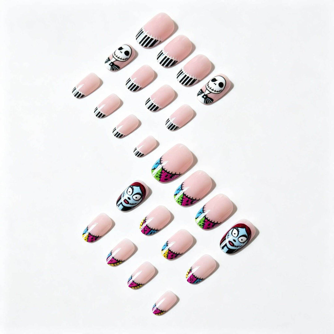 Künstlerisches von Halloween inspiriertes Nagelkunstset