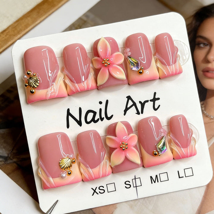 Floral Press-On Nail Art