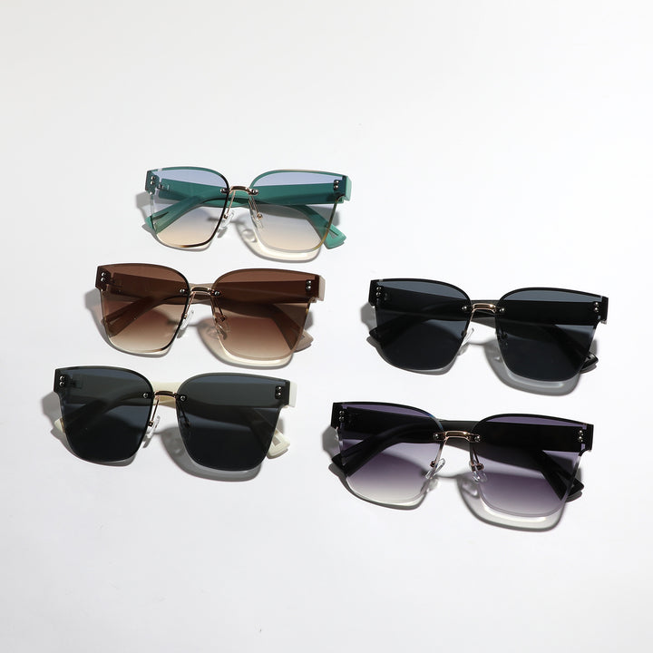 Damen modische Sonnenbrille mit elegantem Rahmen und breiten Gläsern Karnz