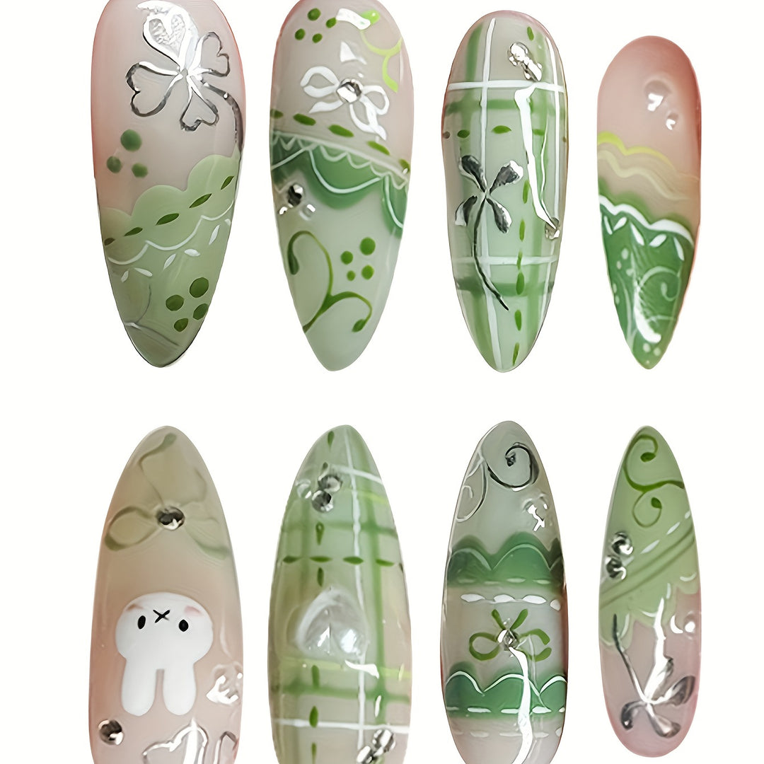 Glamouröse Glitzer Stiletto Nagelkunst Karnz