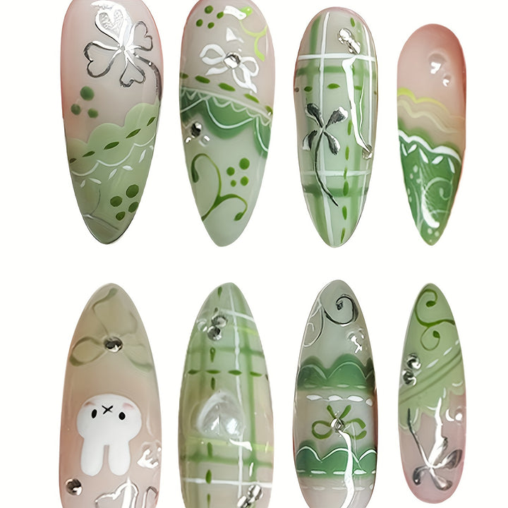 Glamouröse Glitzer Stiletto Nagelkunst Karnz