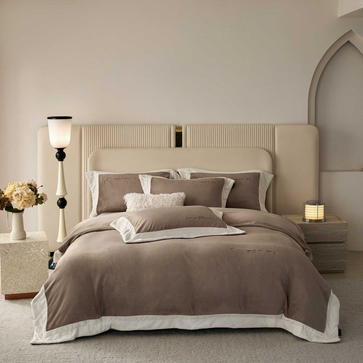 Wendbare Bettbezuggarnitur aus Premium-Baumwollsatin mit Hotel-Finish