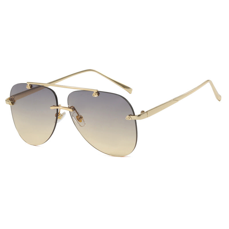 Damen elegante Piloten-Sonnenbrille mit UV-Schutz und reflektierenden Gläsern Karnz