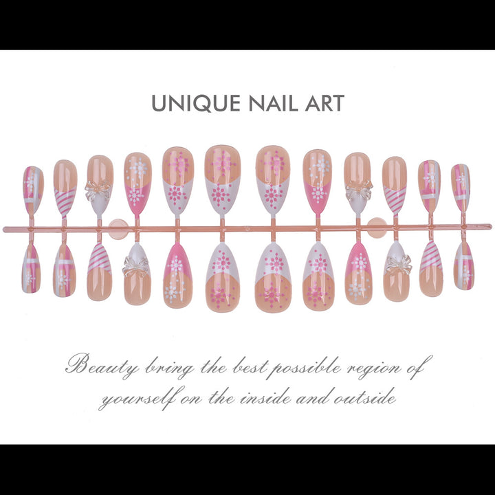 Elegantes Press-On-Nagelkunst-Set Karnz