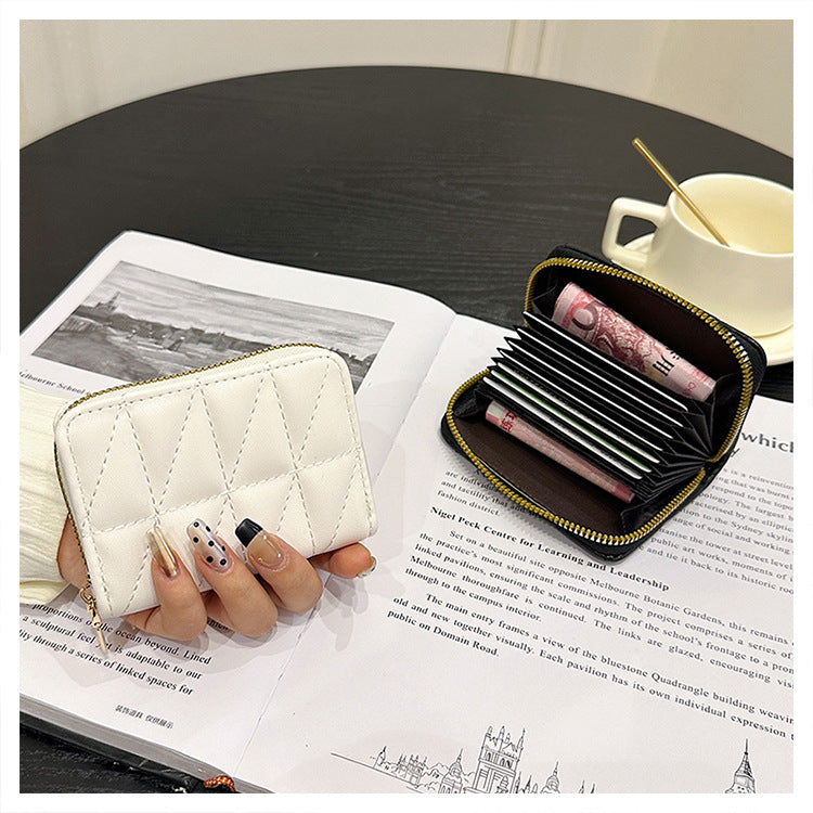 Gepolsterte zippered kompakte Brieftasche