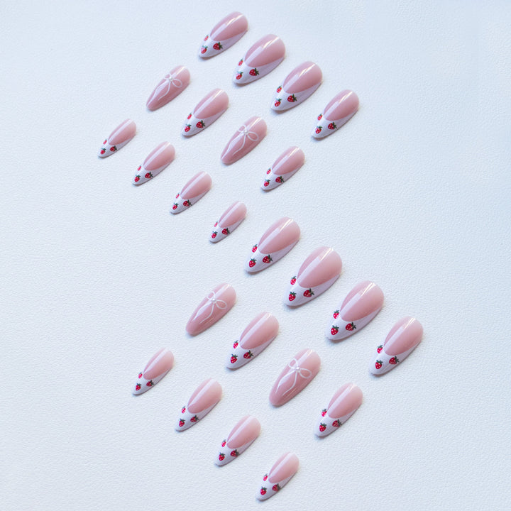 Erdbeer Design Acryl Nagelkunst Set