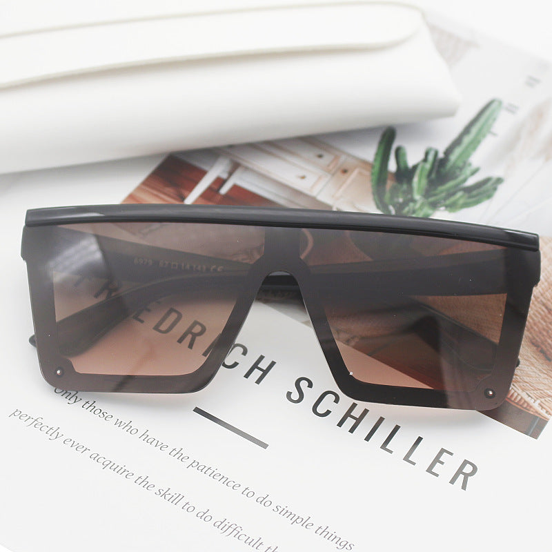 Damen Sportliche Sonnenbrille im trendigen Shield-Design Karnz
